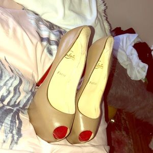 Christian loubitin nude shoes